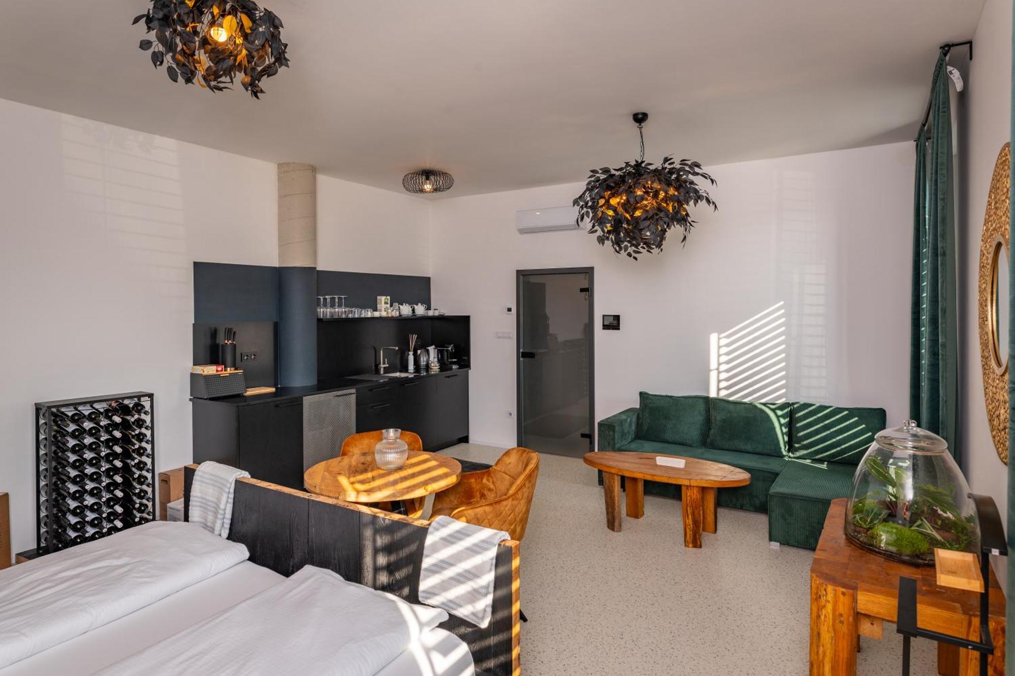 Korek Mikulov Apartman Exterior photo